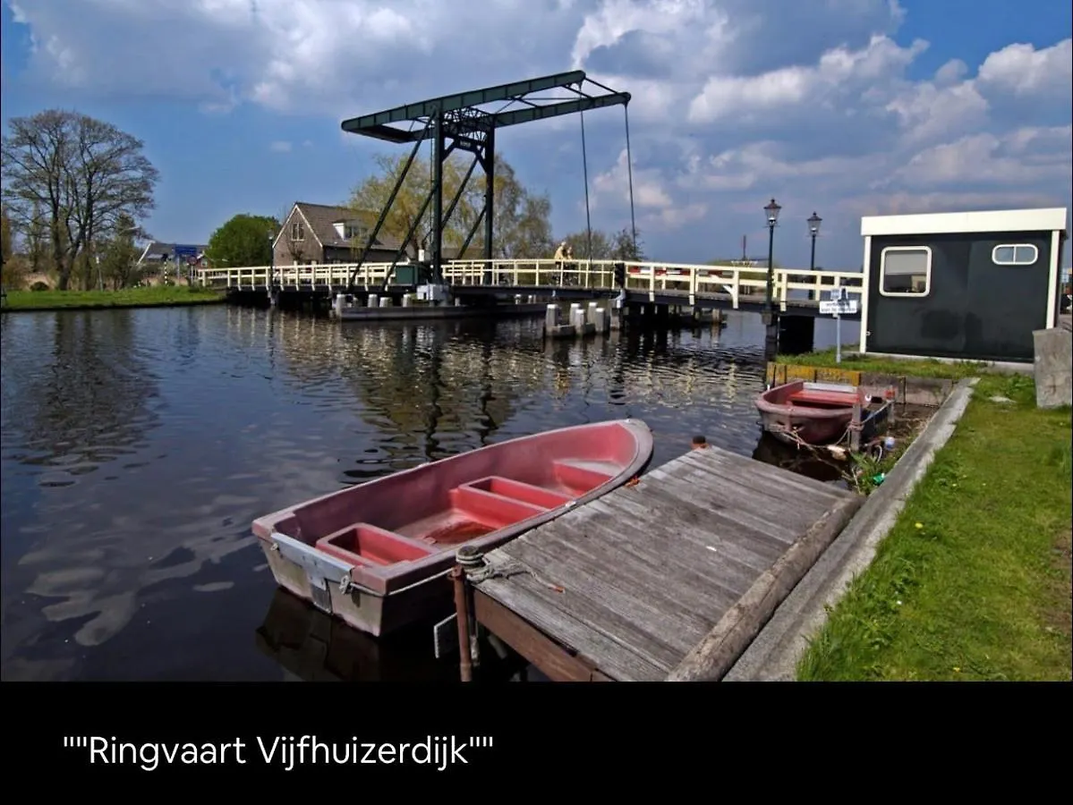 샬레 Buddha Style Family House & Jacuzzi & Sauna Near Amsterdam Vijfhuizen 네덜란드